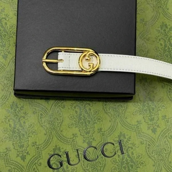 An Elegant Belt From Gucci